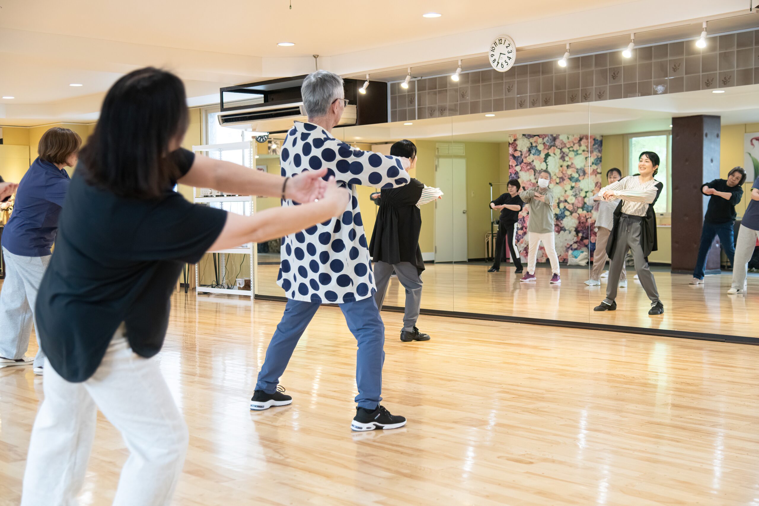 音楽に合わせて身体を動かし、もっと健康な毎日へ