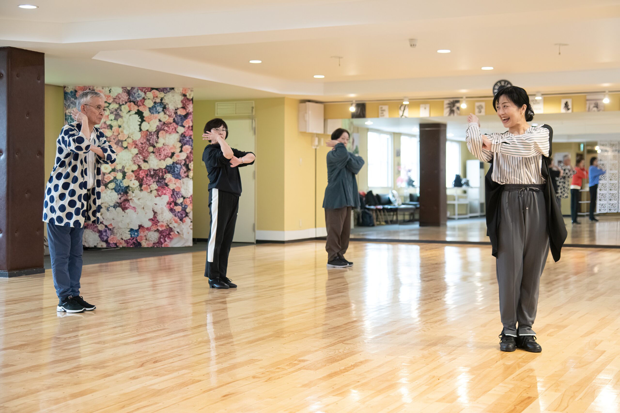 音楽を楽しみながら身体を動かす「踊りズム」